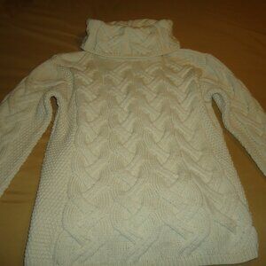 Aran Woollen Mills- Turtleneck pullover- Excellent condition size Medium